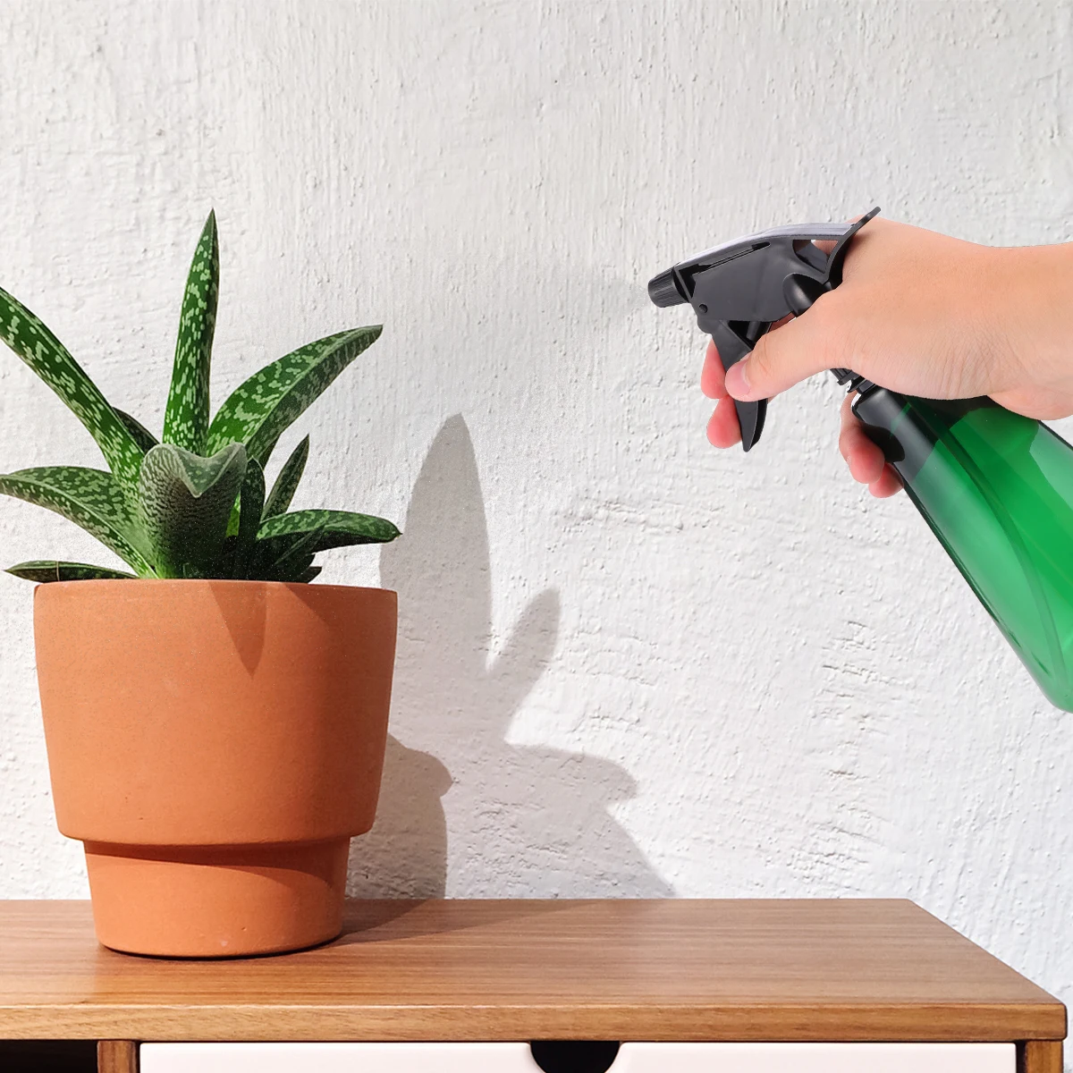 

Fine Mist Spray Bottles Hand-held Sprayer Plastic Watering Can Small Size Gardening Accessories Reusable Eco-friendly Outdoor