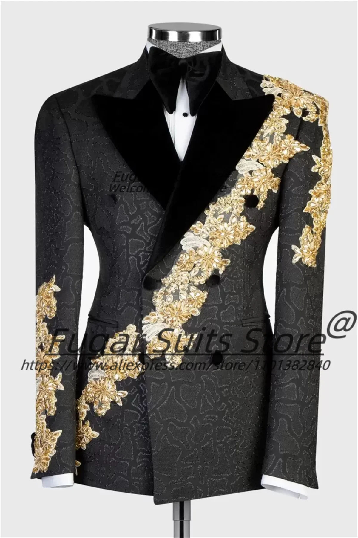 

Gold Beadings Appliques Black Jacquard Men’s Suit Customized Velvet Peak Lapel Groom Tuxedos 2 Pieces Sets Male Party Blazers