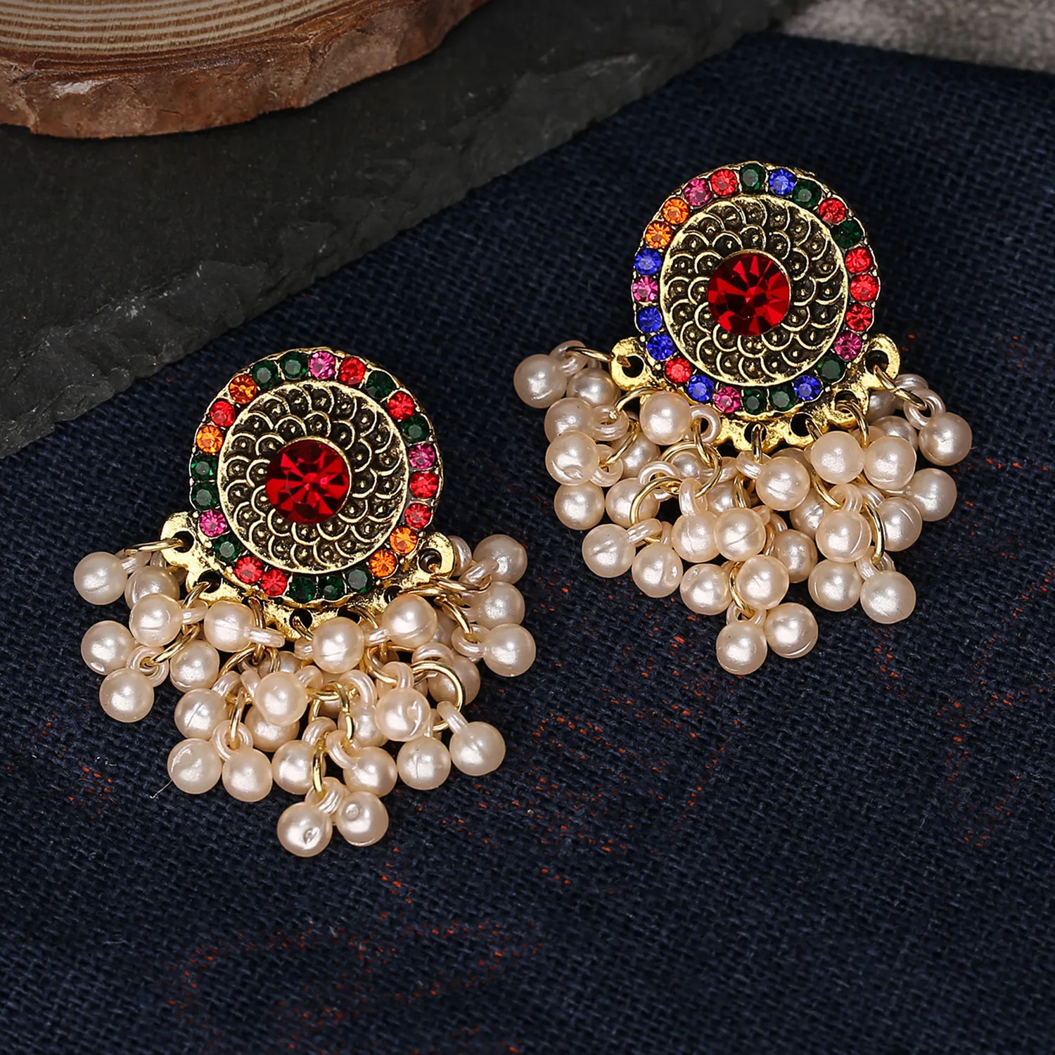 Spot cross-border retro Indian style sunflower pendant alloy earrings, niche design stud earrings jewelry