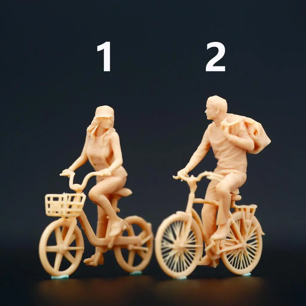 1/64 Man Woman Ride a Bicycle Backpack Model Miniature Sand Table Villain Scene White Need To Be Colored By Yourself