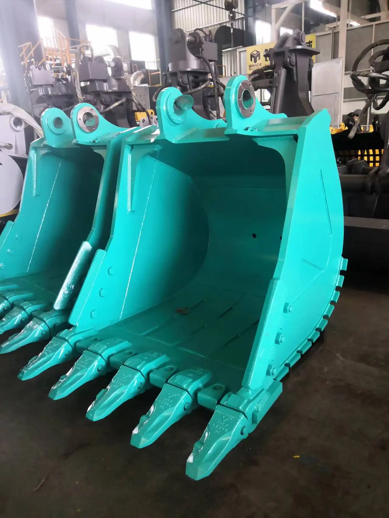 new excavator HD  bucket rock mine bucket  capacity customized for excavator SK210/250