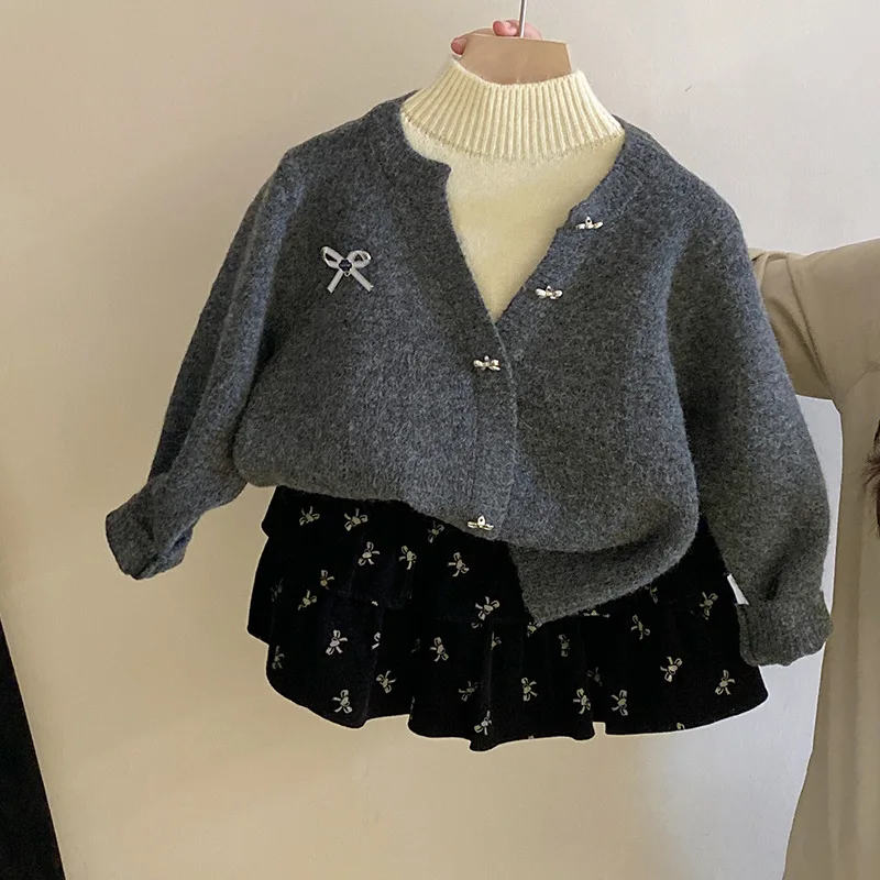 

Baby Girls Sets Bow Fashion Fake Two-piece Knitted Sweater Tiered Skirt 2024 Autumn New Korean Style Childrens Sets Clothes
