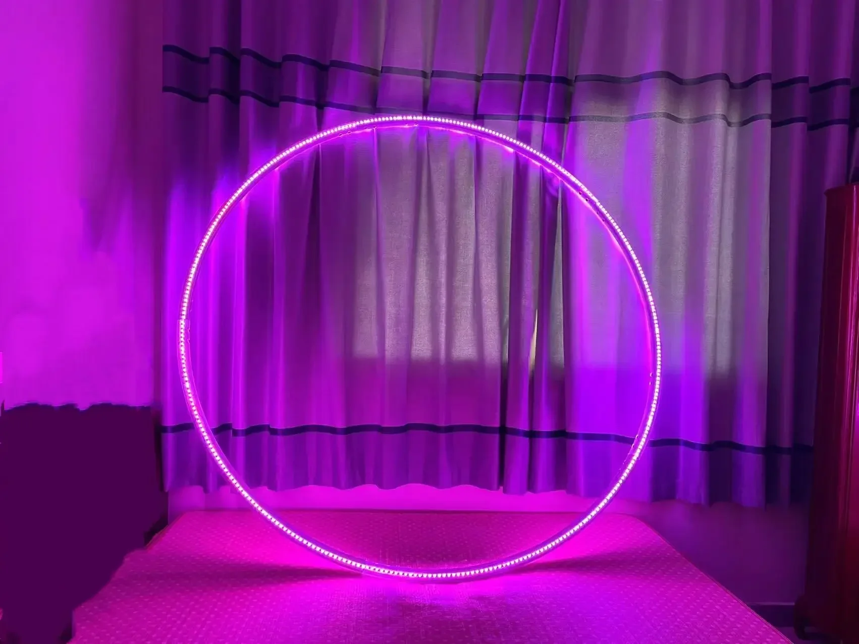 Professional LED Illuminated Hoop - Rechargeable Handheld Acrobatics Prop for Stage Performance Dance Circus Acts
