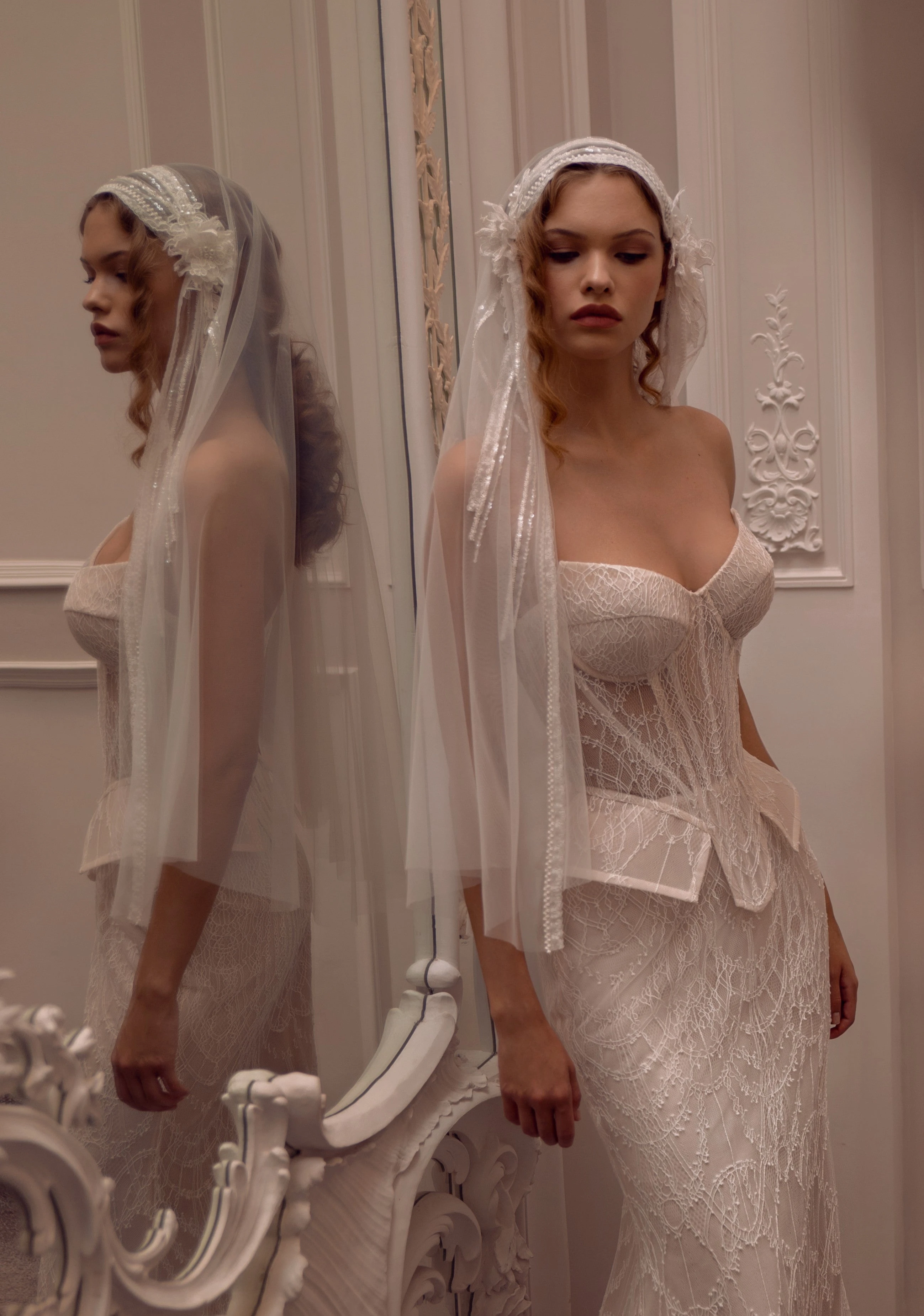 Vintage White Sheer Lace Mermaid Dress with Corset Bodice Peplum Flap Detail Bridal Gown Vestido de Noiva Customized D261757