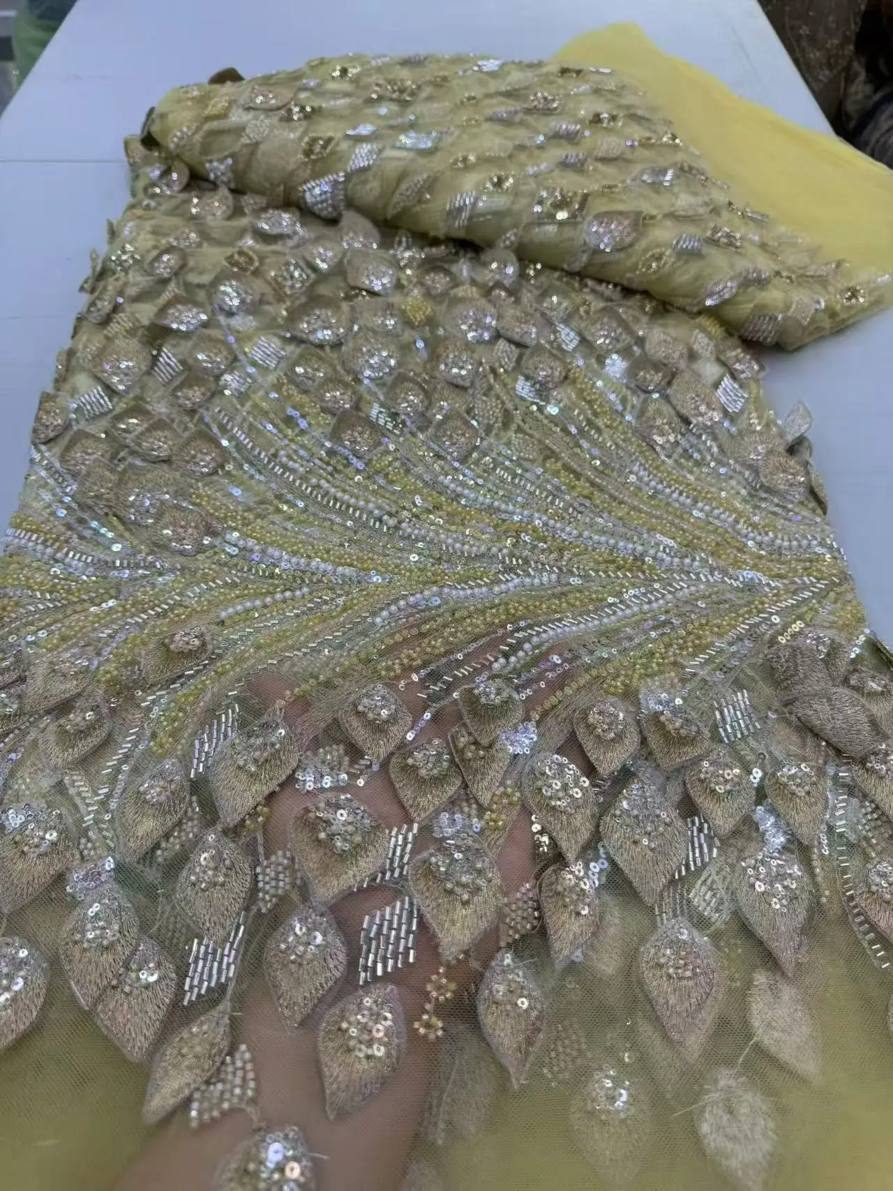 Luxury Hot Selling Lace Fabric for Paty Dress Luxury Embroidery With Beads Net Lace Wedding Party Dress For Evening Dresses