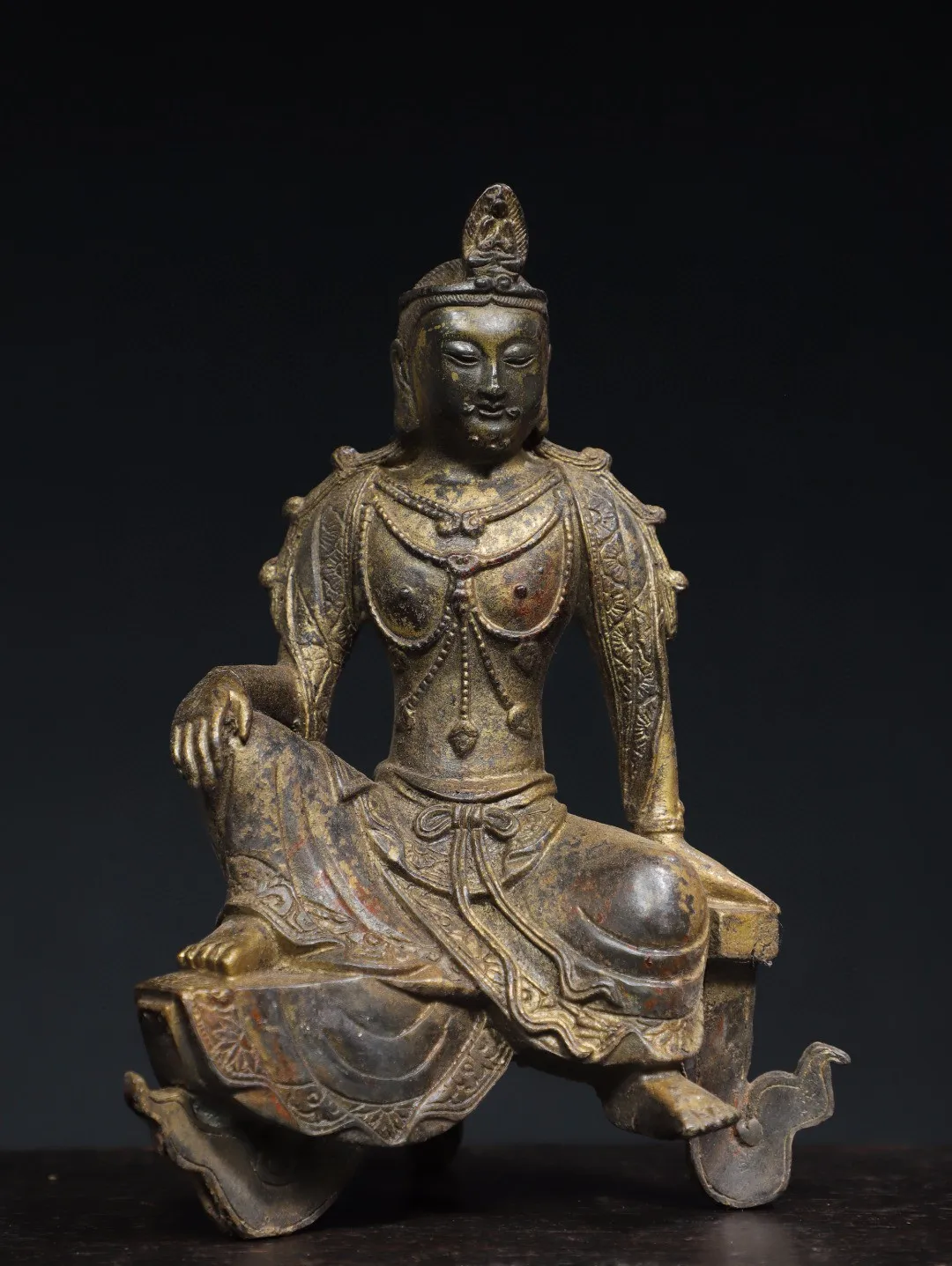 

Тибетская Чистая медь, окрашенная лицо, позолоченная свободная Avalokitesvara Bodhisattva Статуэтка тары, домашний зал Будды, внутреннее украшение 23 см