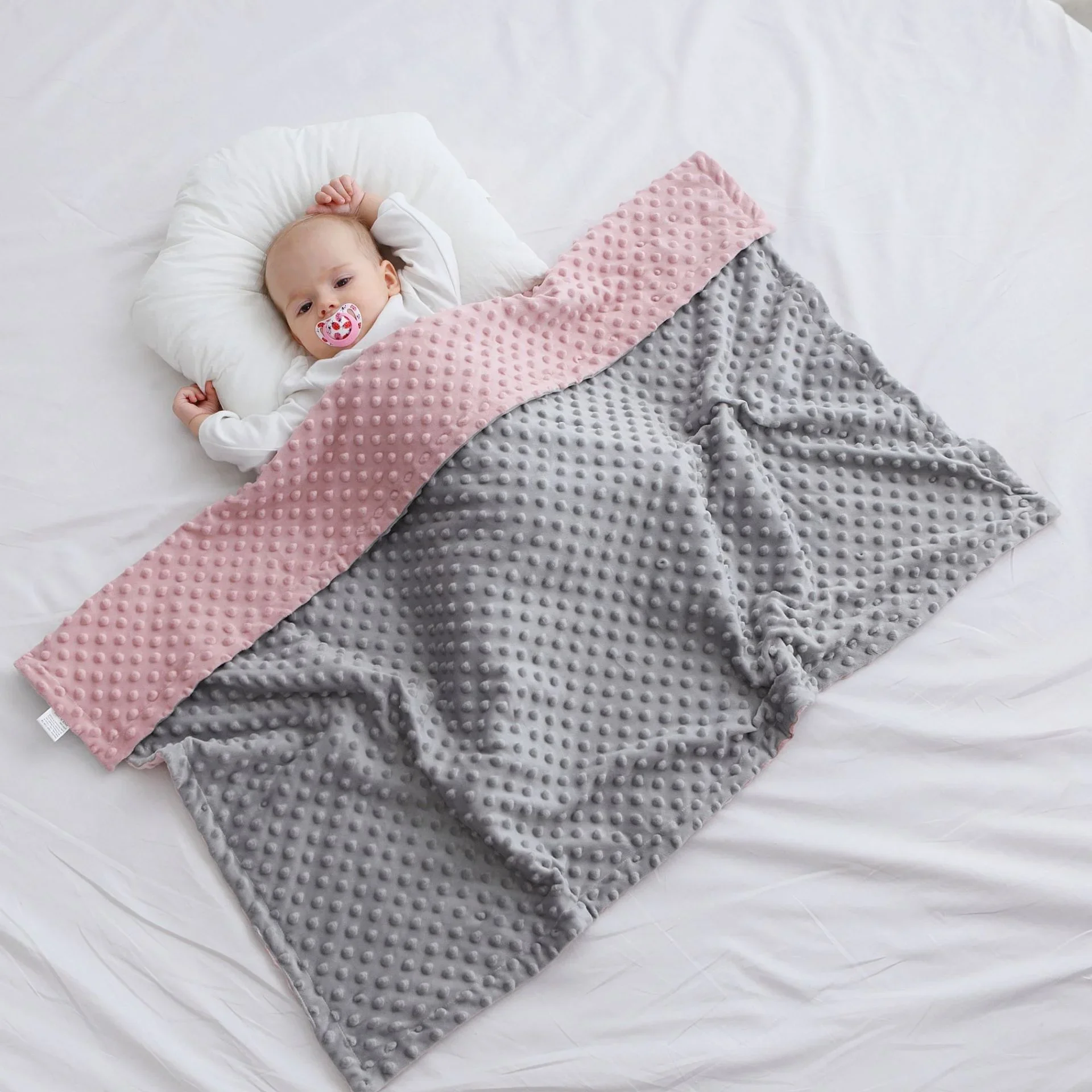 Personalized Name Customization Spring and Autumn Comfort Bean Blanket Newborn Hug Baby Cover Nap Air Conditioning Blanket Gift