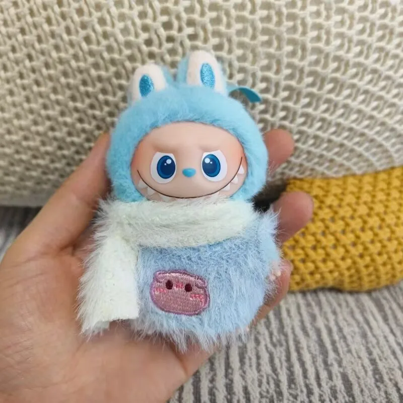 Leuke Pinguïn & Varken Thema Outfit Set voor 4e Gen Mini Labubu Kleding en Sjaal Kostuum voor 10 cm Vinyl Poppenkleertje Accessor