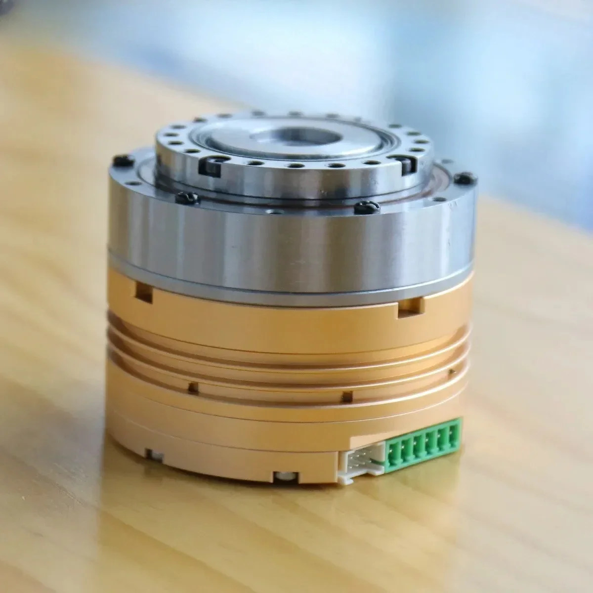 

Intelligent Control 17-joint Servo Motor Harmonic Reducer All-in-one Manipulator Robot Arm Alpha Dog CAN Communication