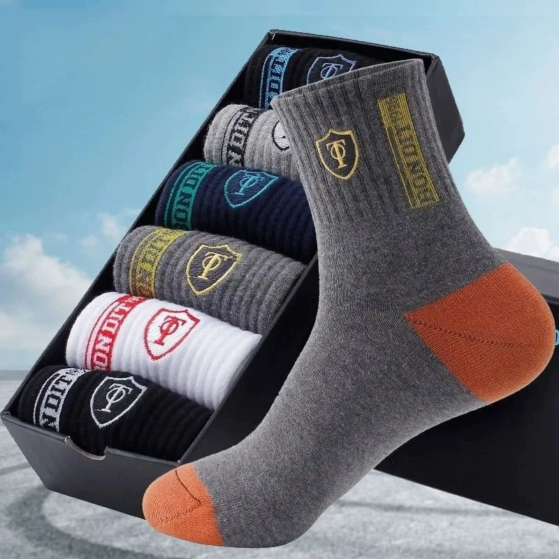 Cotton Sock for Men Sport Breathable Soft Letter Fashion Sneakers High Elastic Middle Tube Stocking Towel Sox Summer Running