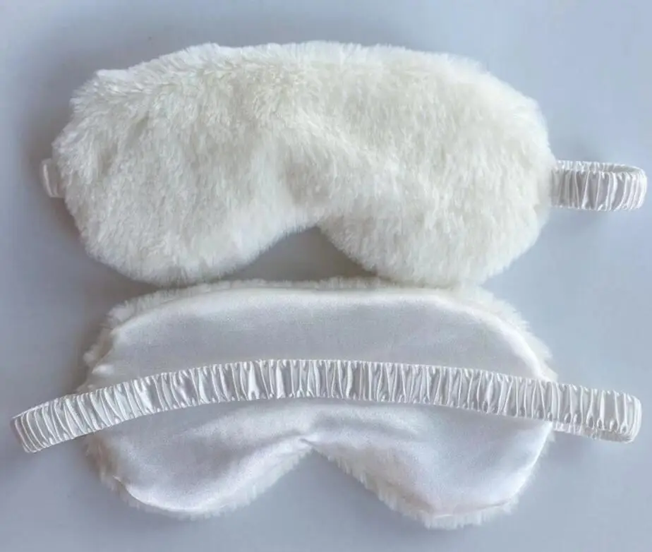 Masque de sommeil doux avec les yeux bandés, masques pour les yeux en peluche mignons, couverture des yeux de nuage d'amour, masque en peluche pour la sieste, couverture des yeux de santé