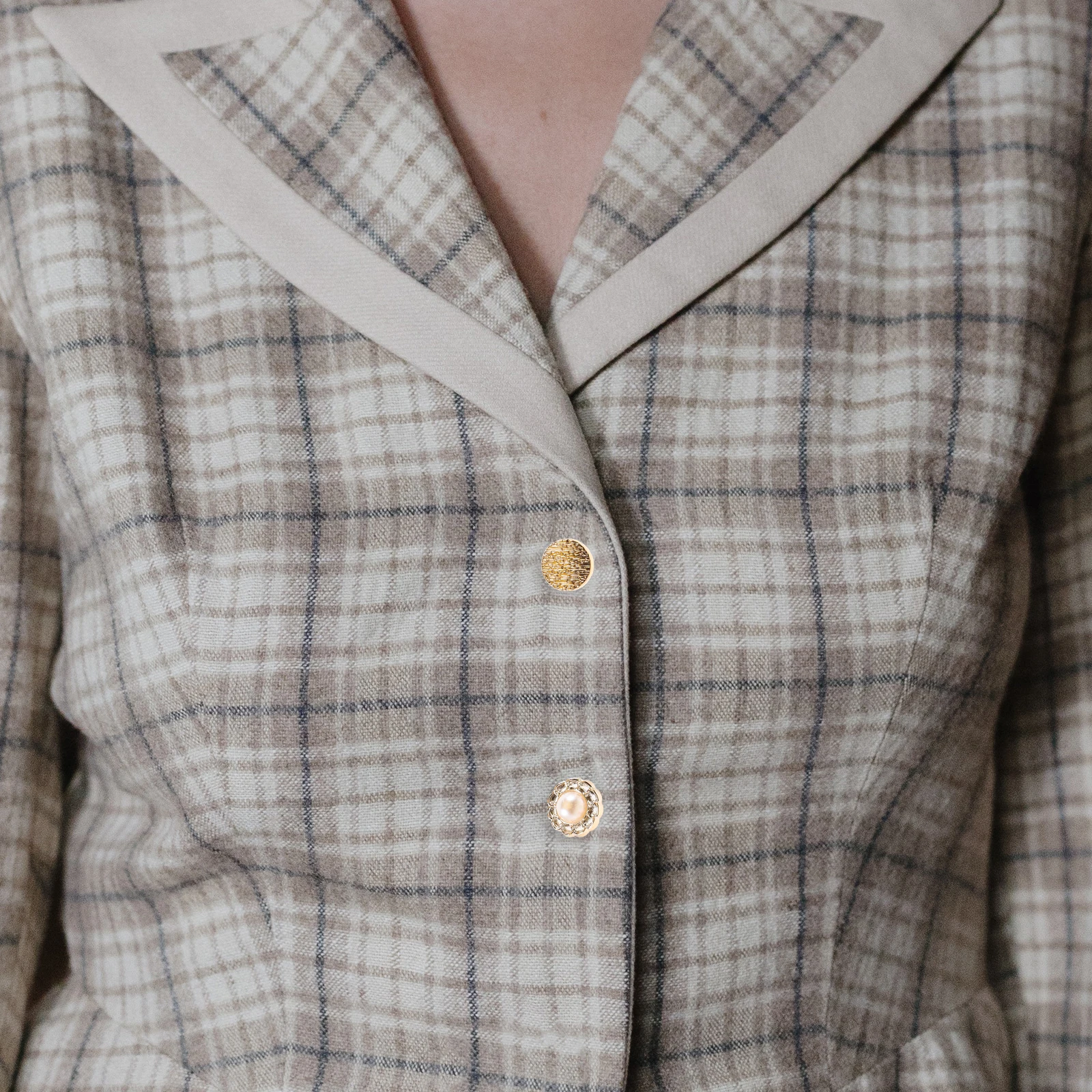 

100Pcs DIY Resin Garment Buttons Sewing Decorative Clothing Replacement for Shirts Suits Crafts Fashion Sewing Buttons