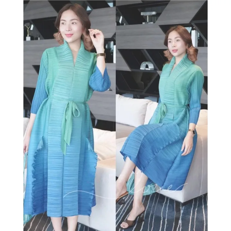 GGHK Miyake Pleated New Women\'s Dresses 2023 Fashion Fashion Gradient Color Belt Loose Large Size Casual Party Dresses