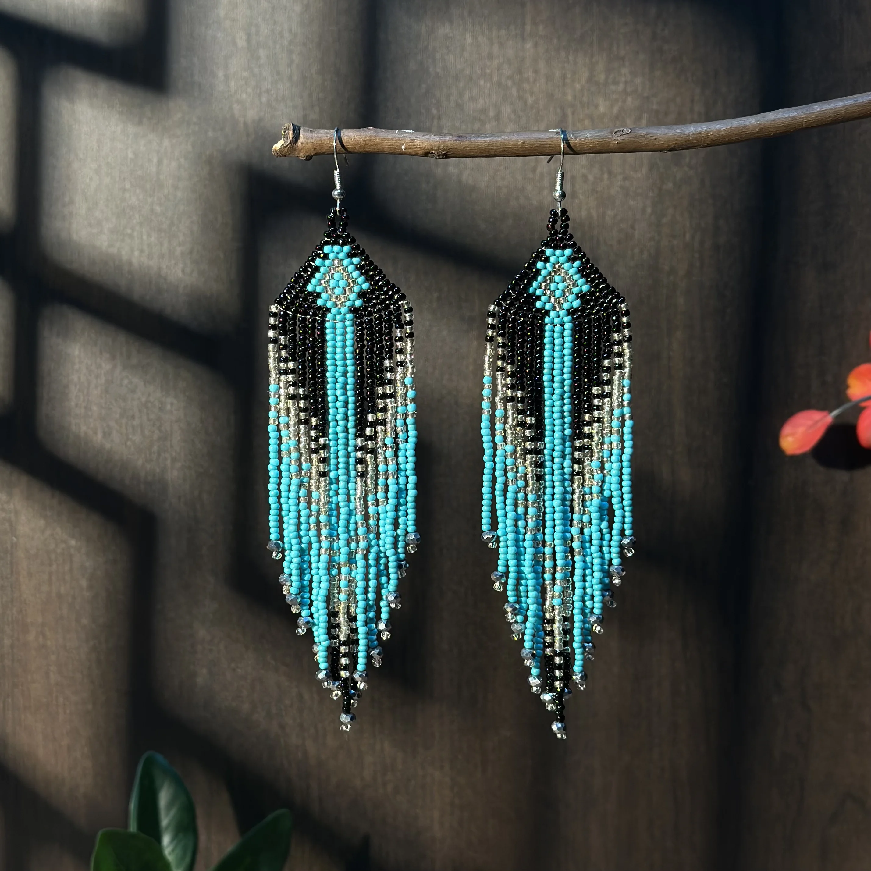 

Официальный сайт AHAYA, оригинальный дизайн, легкие серьги ручной работы с кисточками из бисера в богемном стиле, расшитые бисером, геометрическое вдохновение