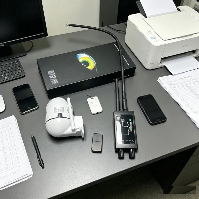 

M8000 Anti-Spy RF Detector, 1MHz-12GHz Hidden Camera GPS Tracker Eavesdropping Bug Scanner Anti-Eavesdropping Privacy Protector