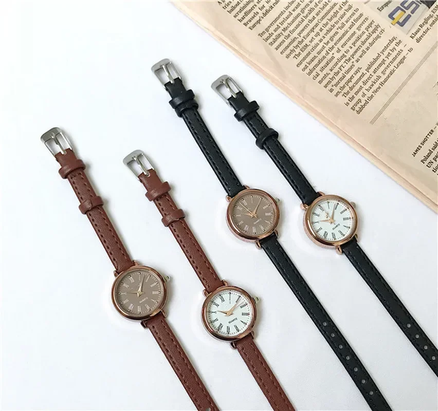 Retro Fashion Women Watches Small Round Dial Ladies Wristwatches Vintage Leather Bracelet Watch Female Clock Relogio Feminino