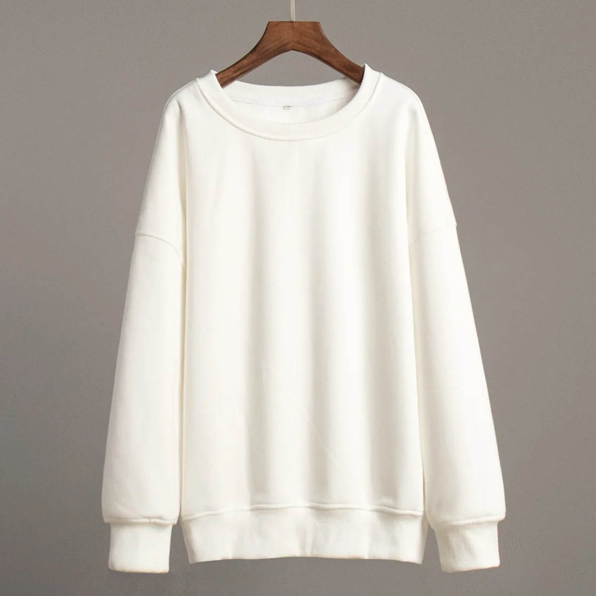 Solid Color Round Neck Sweatshirt 2025 Winter New Women's Velvet Sweatshirt Casual Round Neck Sweatshirt