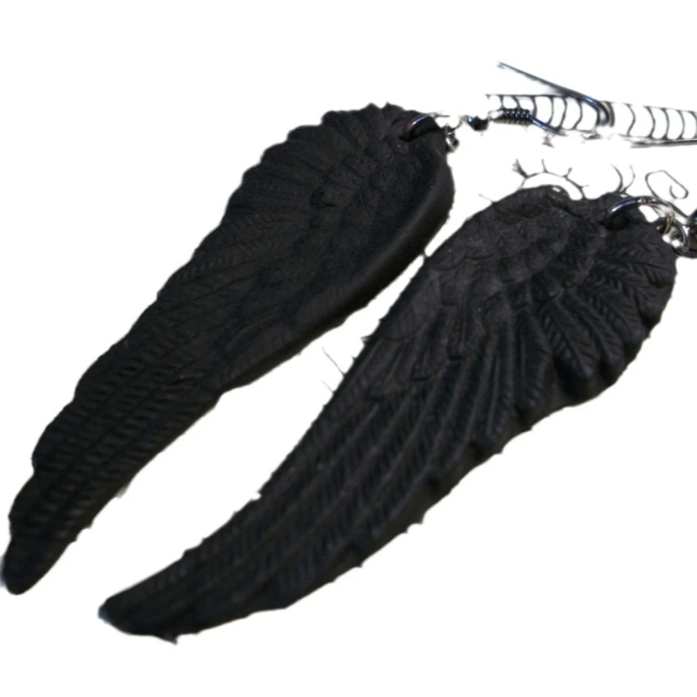New Gothic Large Matte Black Angel Wing Feather Pendant Dangle Earrings for Women Men Halloween Party Jewelry Accessories Gifts