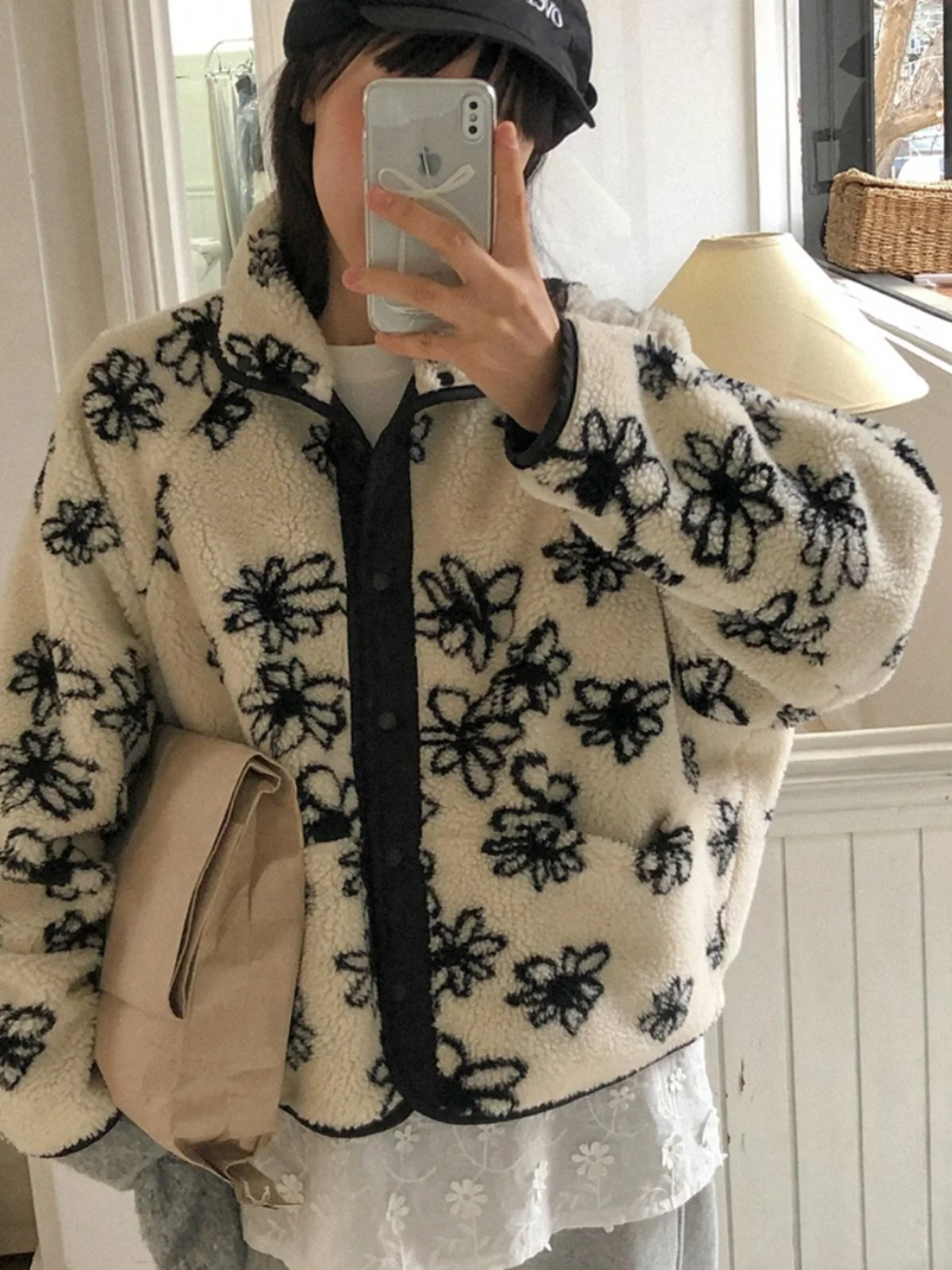 Korean Style Double-Sided Wear Floral Pattern Loose Women's Jacket Winter Warm Cotton Coat Short Sleeve Zipper Closure
