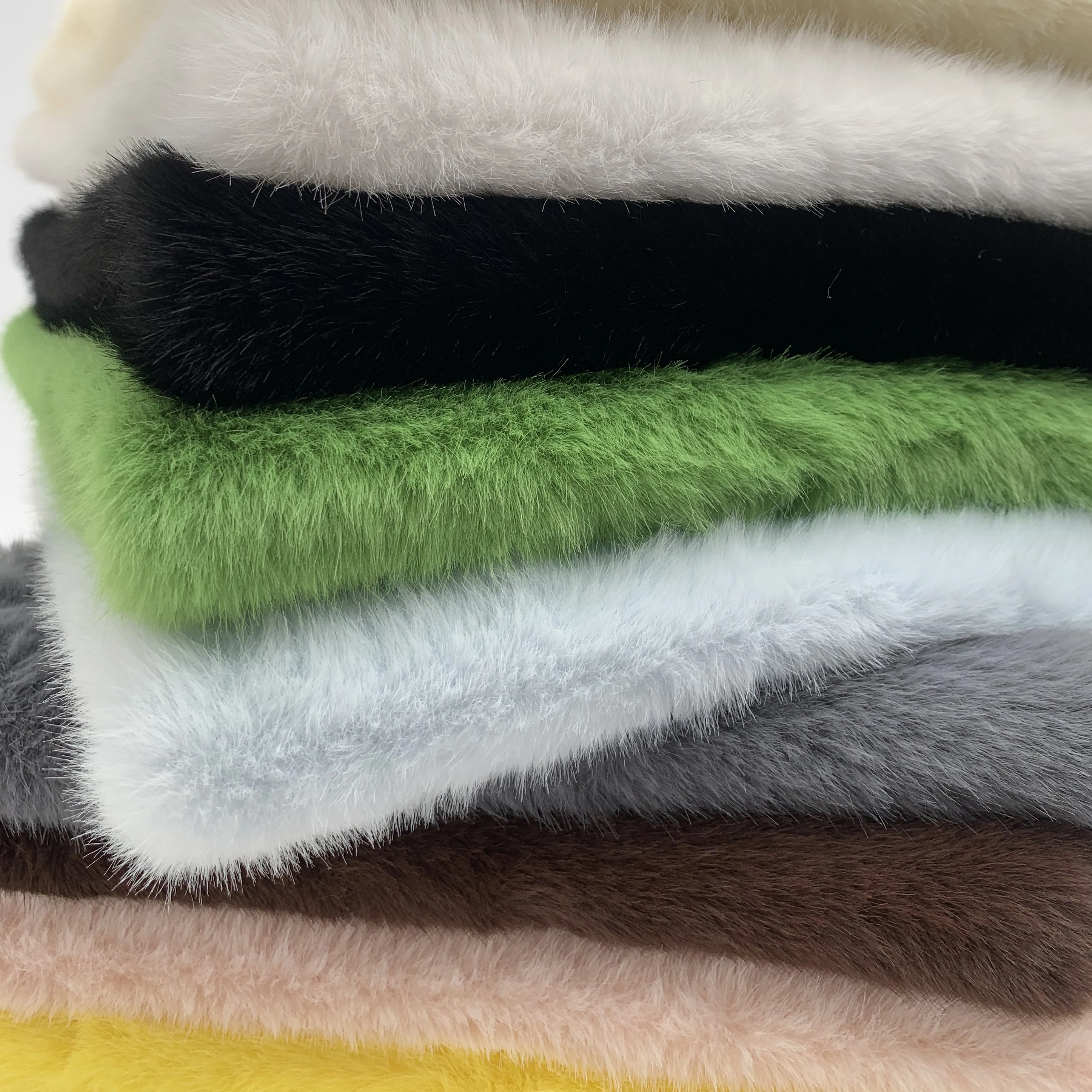 50x50cm Short Plush Fabric, Solid Color, 1cm Pile Height, Suitable for Handmade Bags, Plush Toys, Pillows, and DIY Clothing
