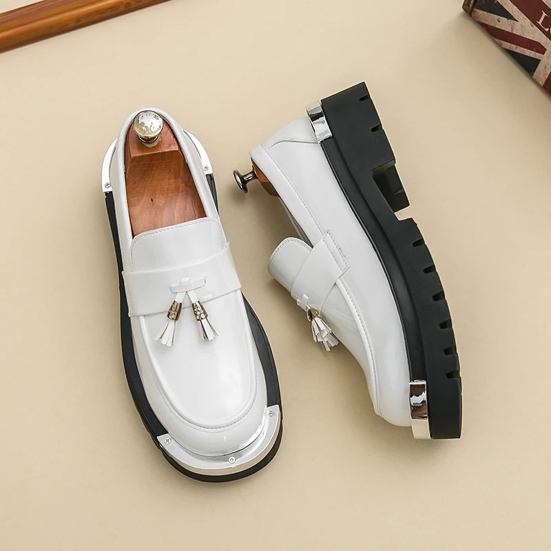 

Classic White Tassel Man Leather Shoes Large Size 38-46 Comfortable Platform Business Shoes Men Metal Design Social Shoe Male