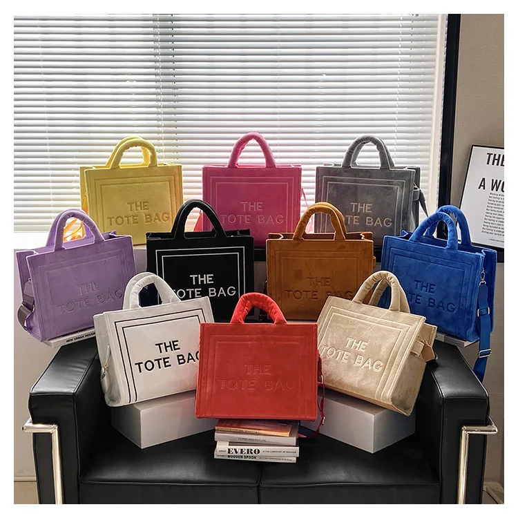 

Bag Tit Plush Shop Bag 2023 Winter letters Large -capacity Tot Woman Leisure Hand Rittering Bag