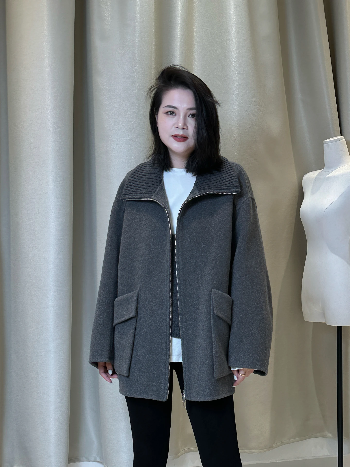 

JanZhang Autumn Winter Loose Fit Double Breasted Zipper mid Length Beautiful Woolen Double Face Tweed Coat for Women