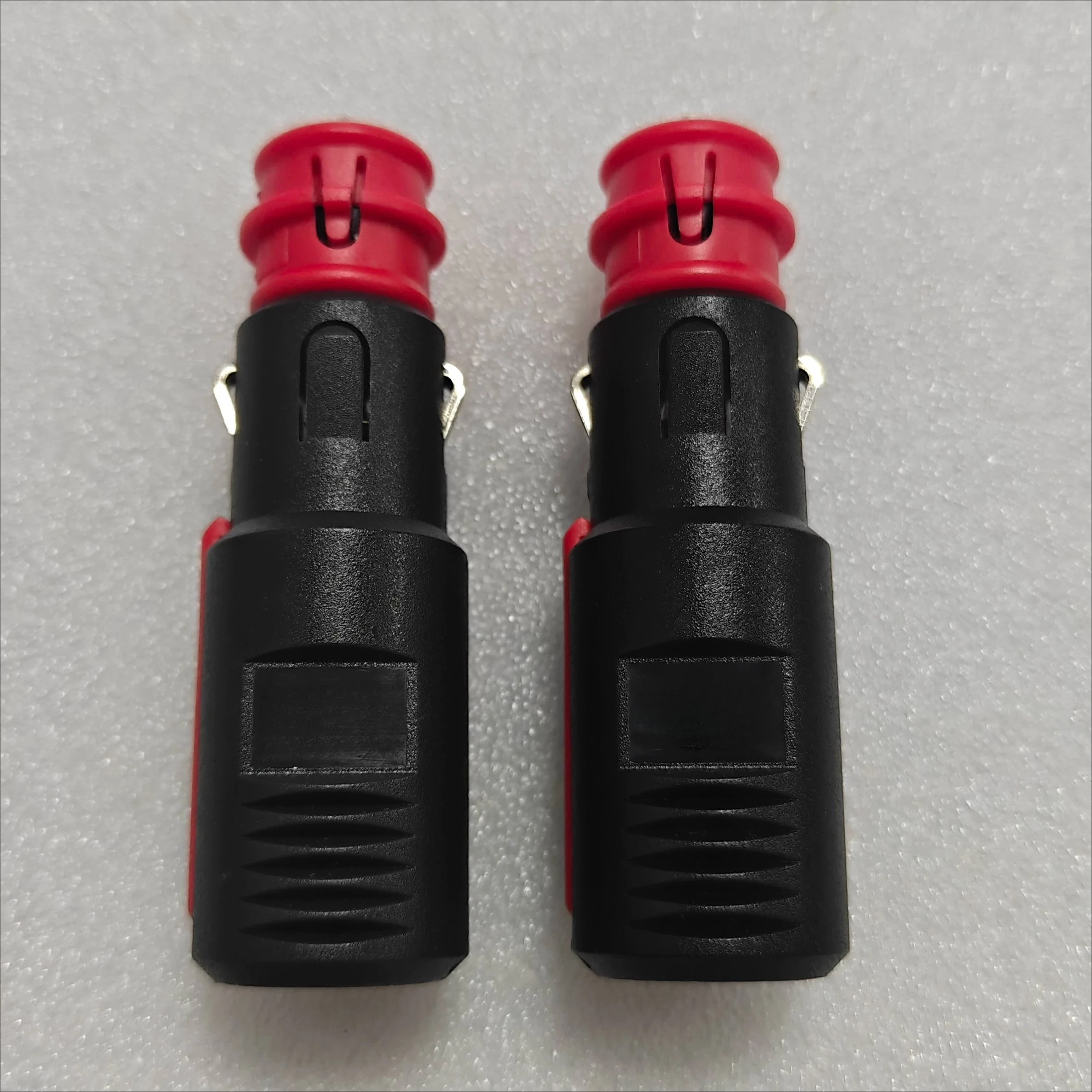 12V24V welding-free 16A high-power cigarette lighter plug conversion extension cable holder