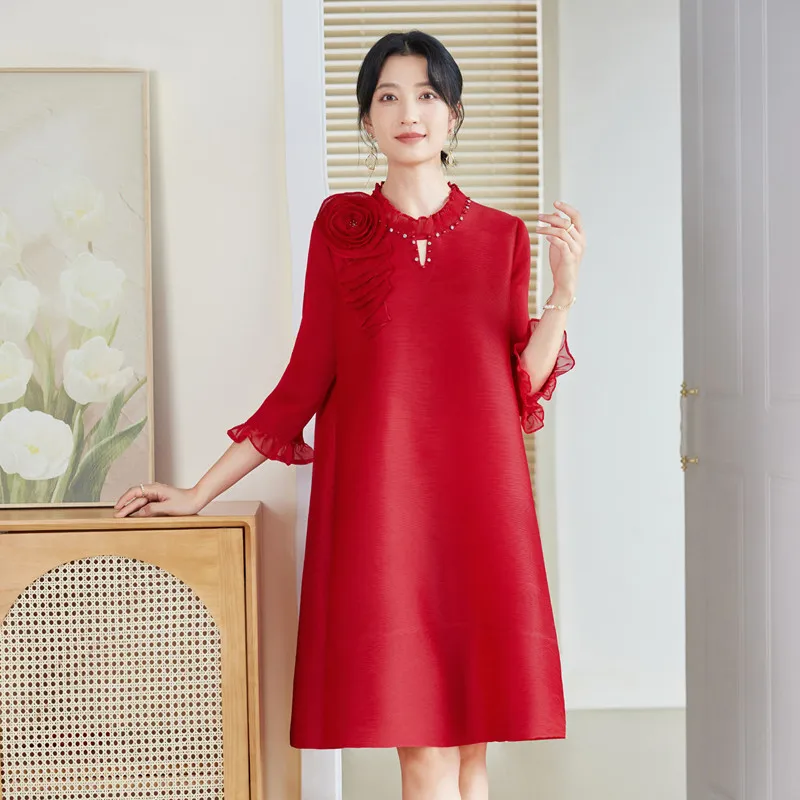 

Dress Women 2024 Autumn New Fashion Beading Three Quarter Sleeves Loose Stretch Miyake Pleated Elegant Knee Length