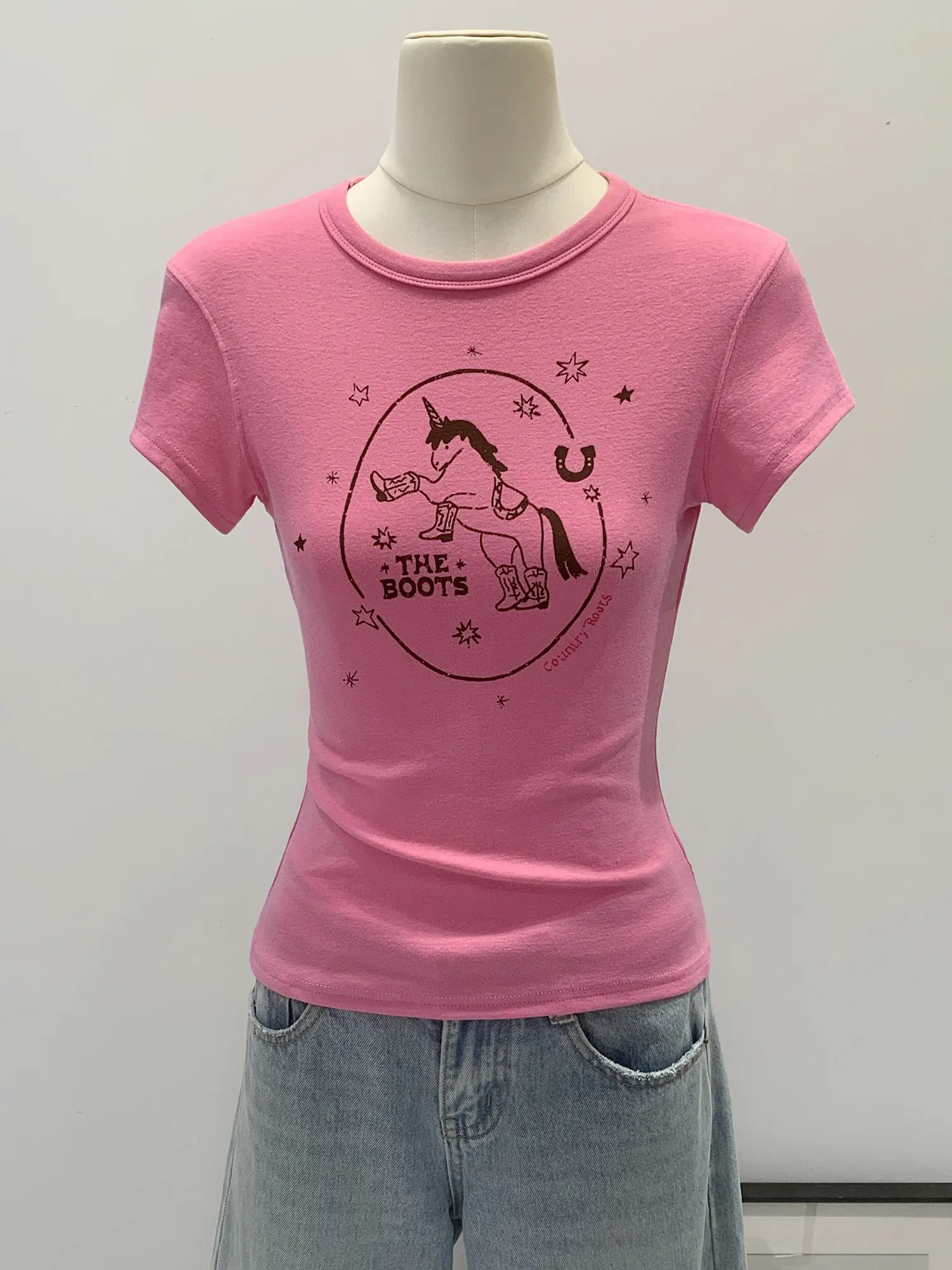 Camiseta de manga corta con cuello redondo y estampado de dibujos animados de estilo coreano para mujer, Top de diseño elegante de verano, mezcla de algodón y Lycra