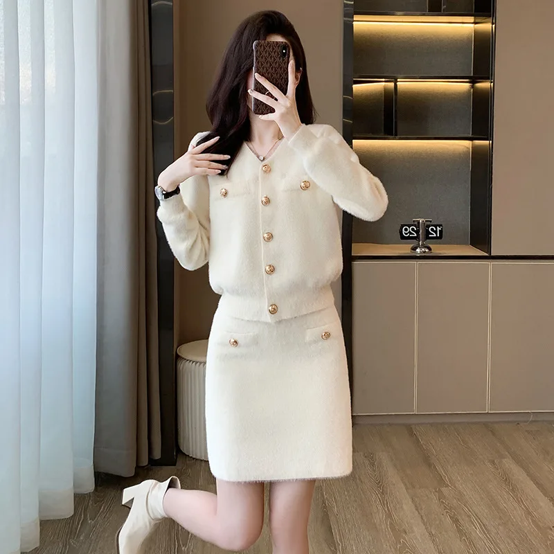 Advanced 2024 New Fashion Autumn and Winter Casual Suit Female Slimming Temperament Chanel Style Knitted Two Sets Dress LJ684