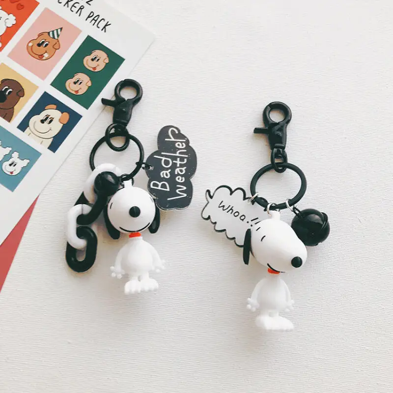 Miniso Snoopy Keychain Kawaii Cartoon Keychain Pendant Personalized and Creative Car Keychain Backpack Decoration