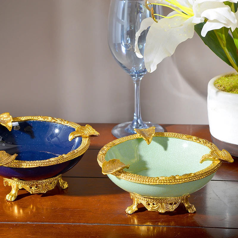European high-end brass hotel round decoration retro luxury art living room leaf decoration ashtray
