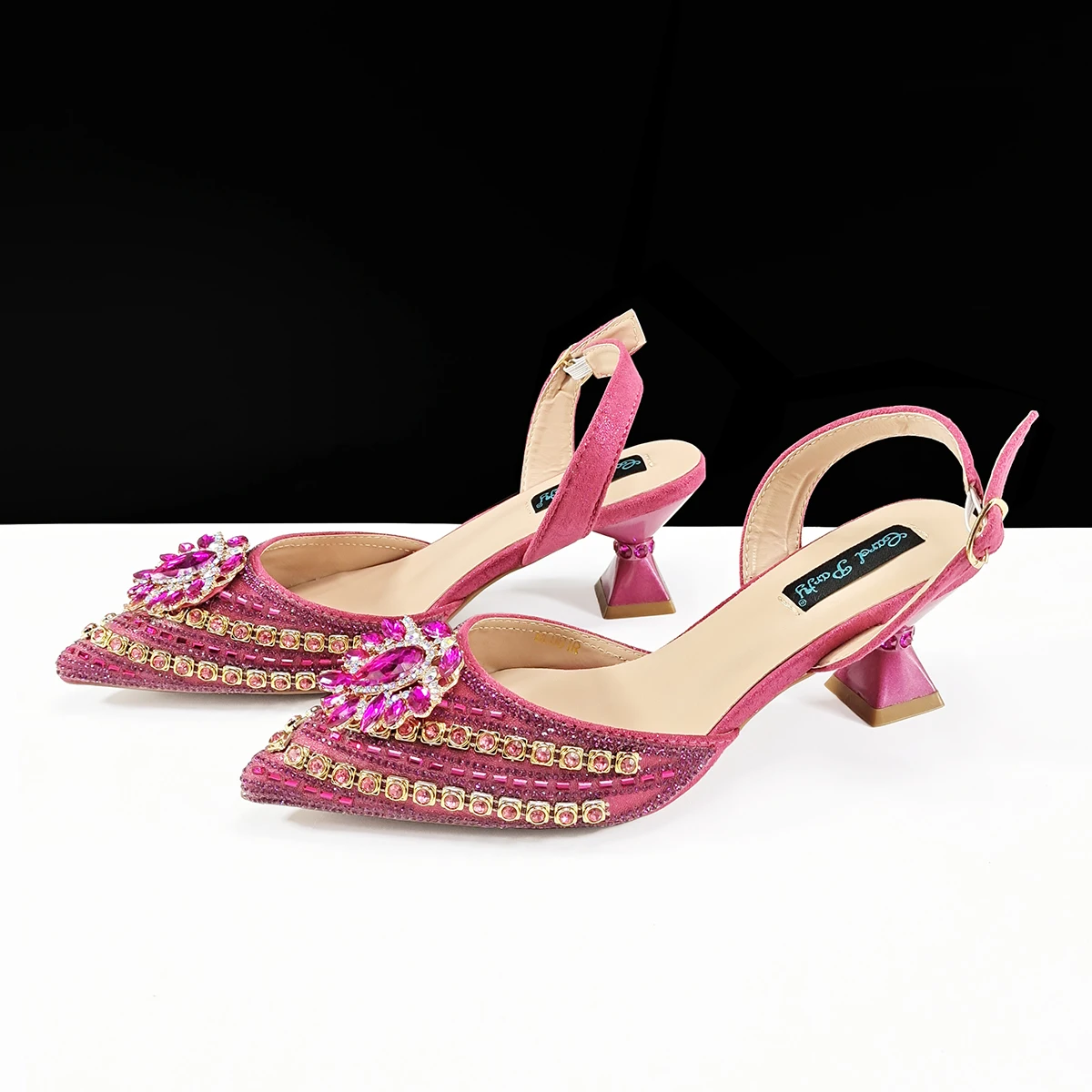 Queena Yan 2026 Elegant Italia - Slingback Heel Formal ulasan dan harga
