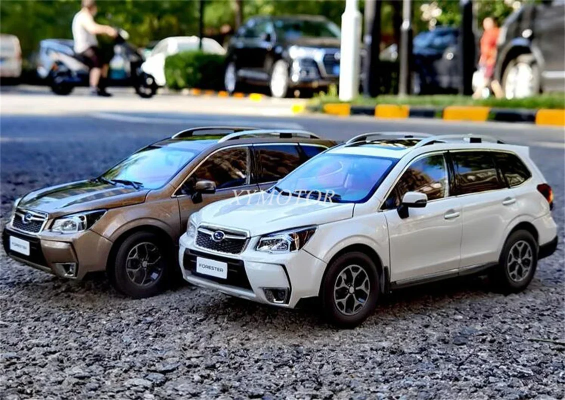 

1/18 For Subaru Forester 2015 Metal Diecast Model Car All Open White/Brown Toys gifts Hobby Display Collection Ornaments