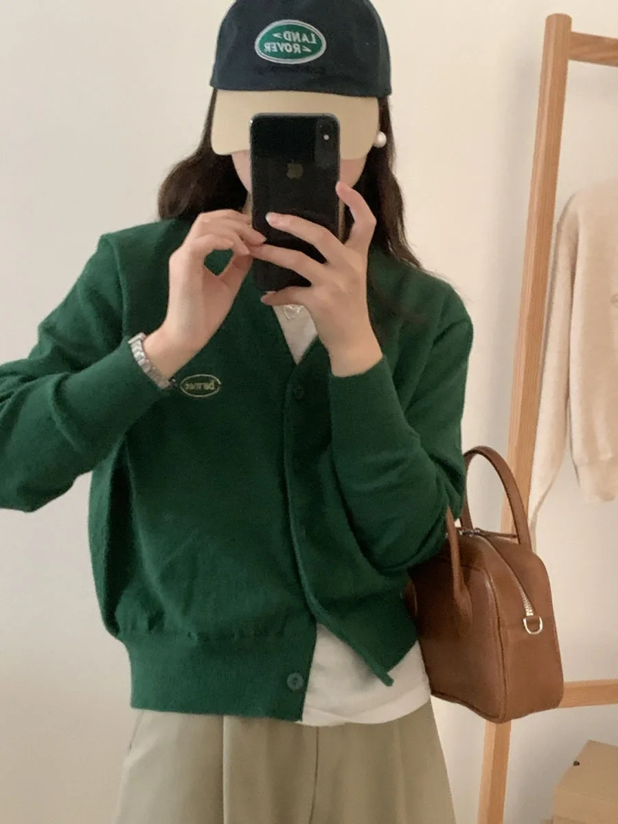 

Korean Simple Soft Embroidered Letter Knit Cardigan for Women Solid Color V-Neck Single Breasted Lady Casual Sweater Coat