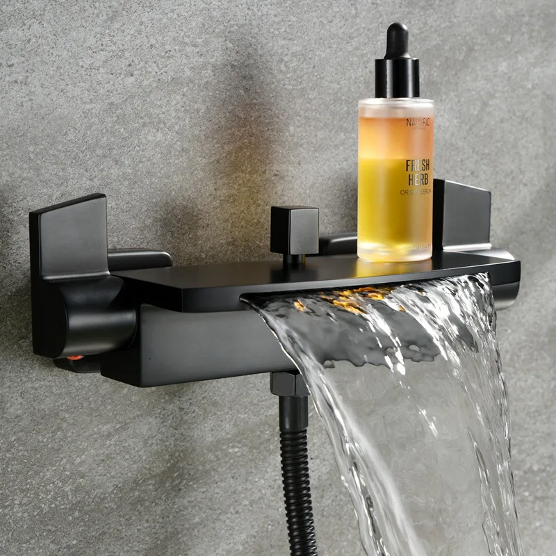 Waterfall bathtub faucet wall out of the cylinder side hot and cold bath shower shower set into the wall bathtub faucet