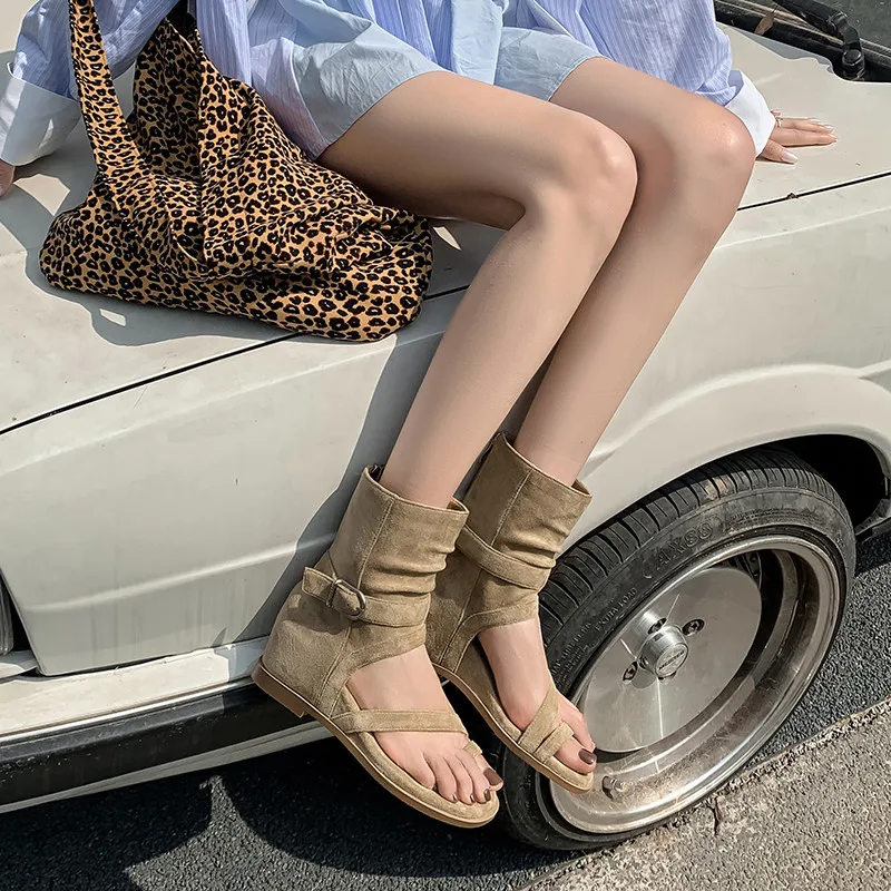 

MKKHOU Fashion Sandals Women's New High Quality Suede Cover Toe Flat Shoes Slope Heel Summer Women's Shoes