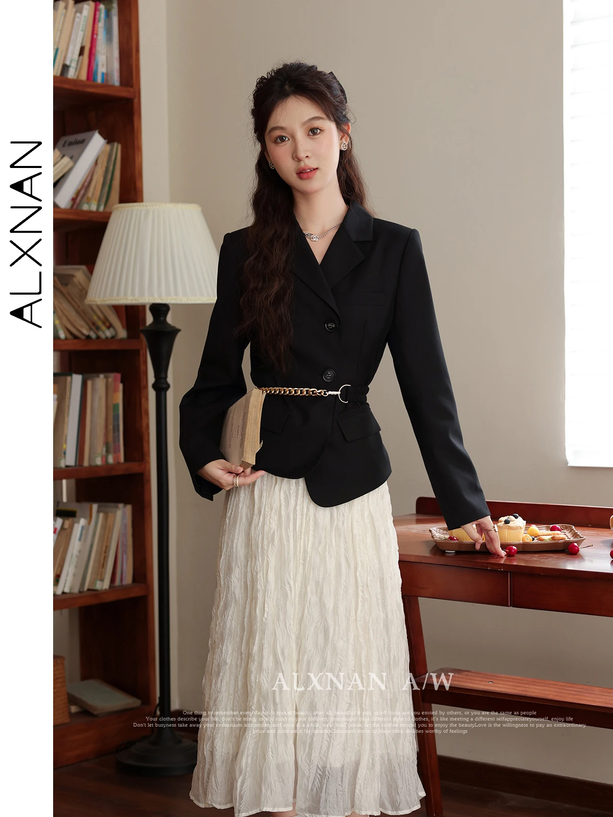 ALXNAN Black Straight Blazer Women 2024 Autumn Commuter Casual Polo Collar Single Breasted Long Sleeve Suit Jacket LXN31136