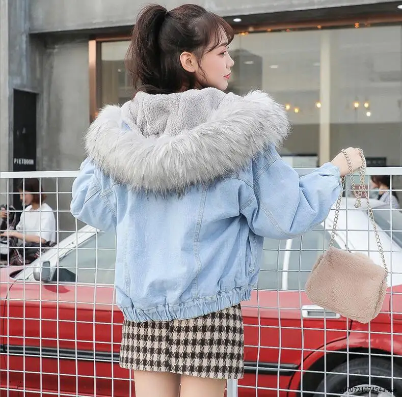 2023 Faux Fur Collar Denim Jacket Women Winter Hooded Warm Jean Coat Student Basic Parkas Female Bomber Jacket