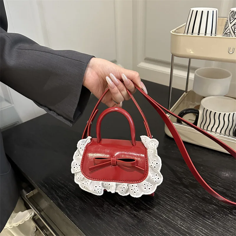 Bolso de mano mini para mujer, lindo bolso cruzado con volantes de encaje y lazo decorativo, pequeño bolso de hombro de charol con asa superior