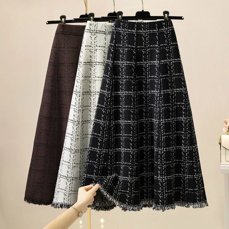 

Retro Plaid Fringes Ruffles Knitted A-line Skirt Women Slim High-waisted Midi Skirt Casual Versatile Office Lady Clothes Autumn