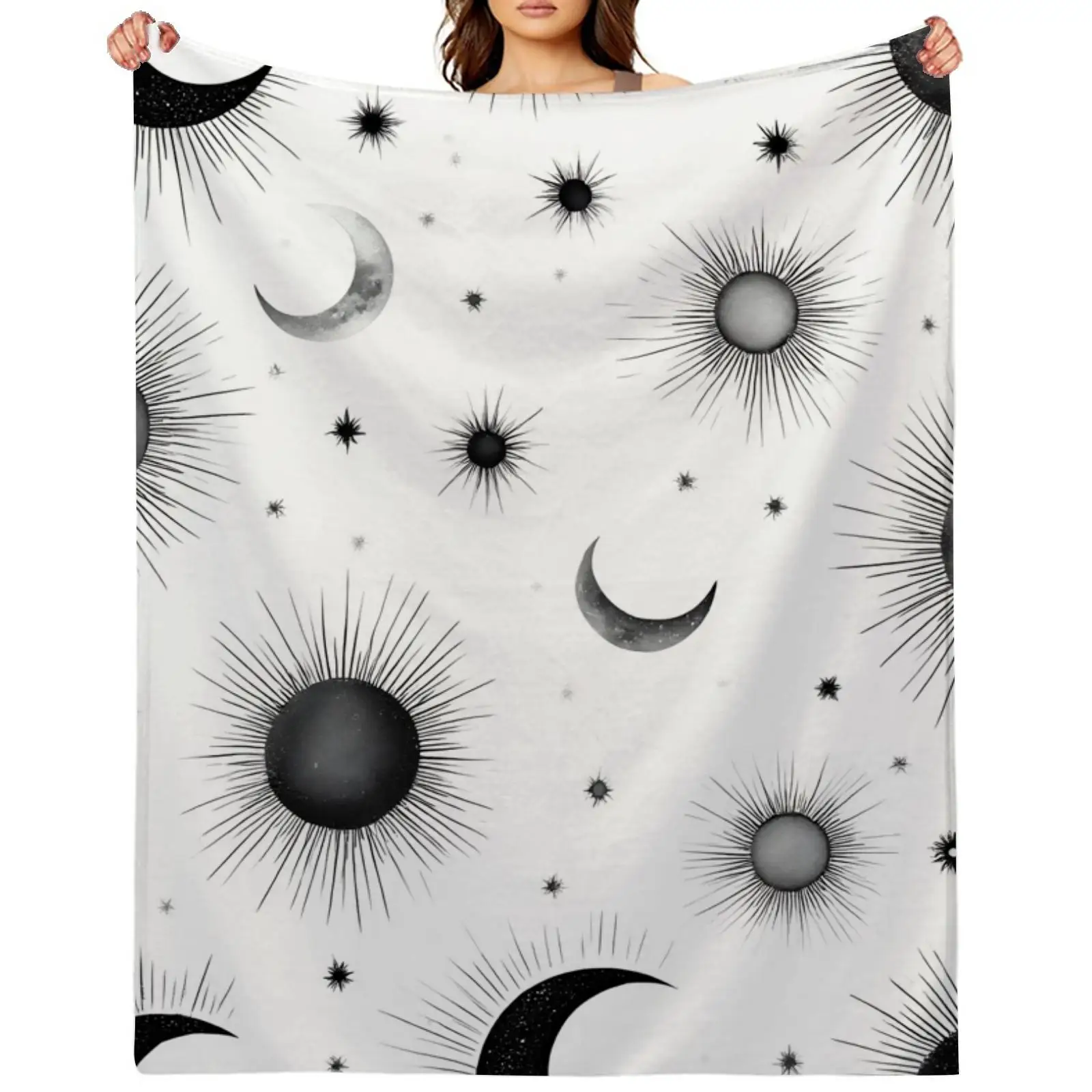 

Sun, moon and star patterned blanket, polyester fabric, machine washable, suitable for bedroom and living room décor.