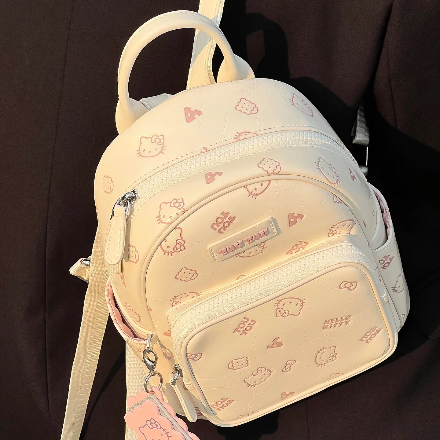 

Cute Design Lightweight Large Capaci Bapa for Travel And Commuting Ideal for Students And Women New 2026 Model