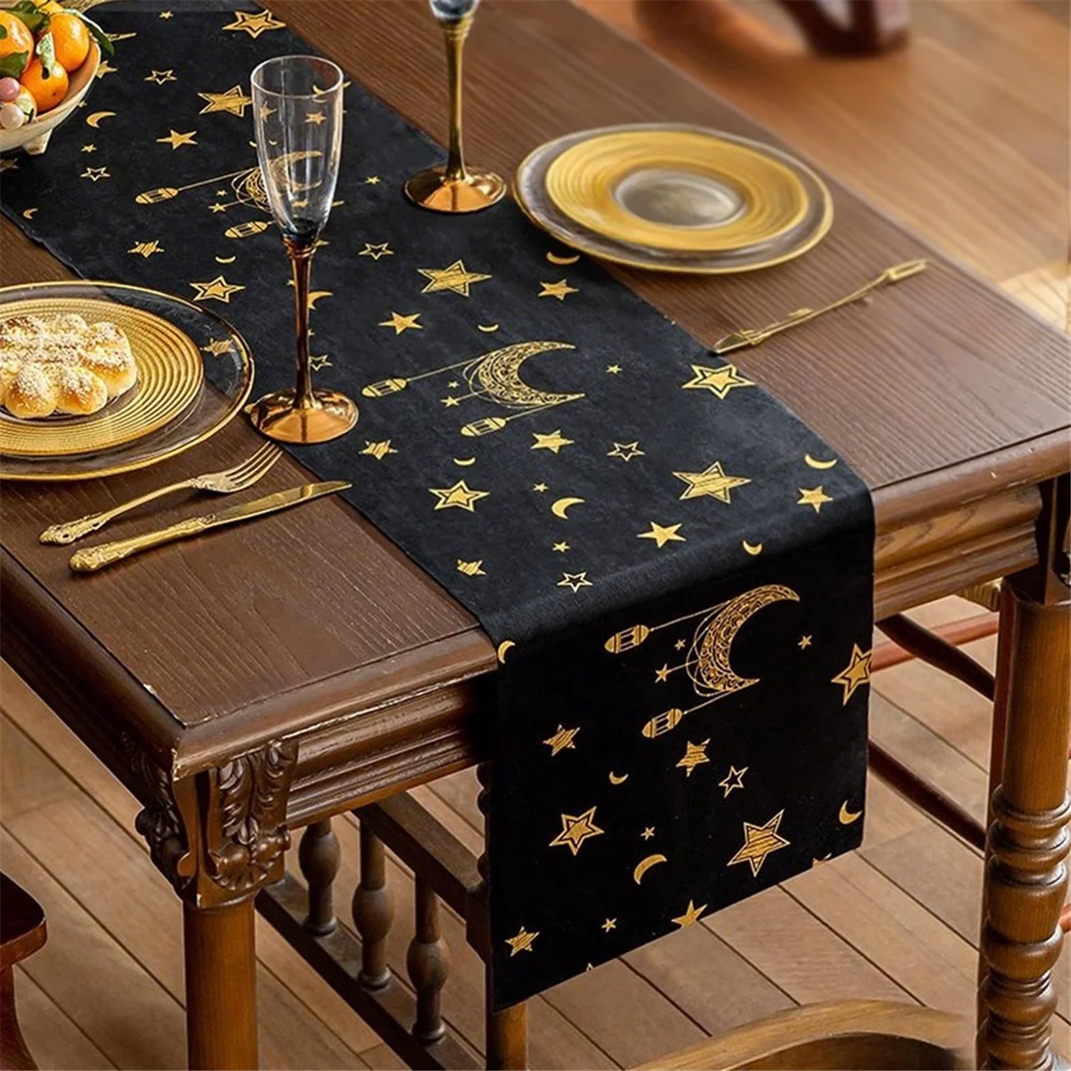 NIEUW Tafelloper Eid Al-Fitr Ramadan Hot Stamping Moon Lantern en Star Tafelloper Fluwelen tafeldecoratie voor thuis A
