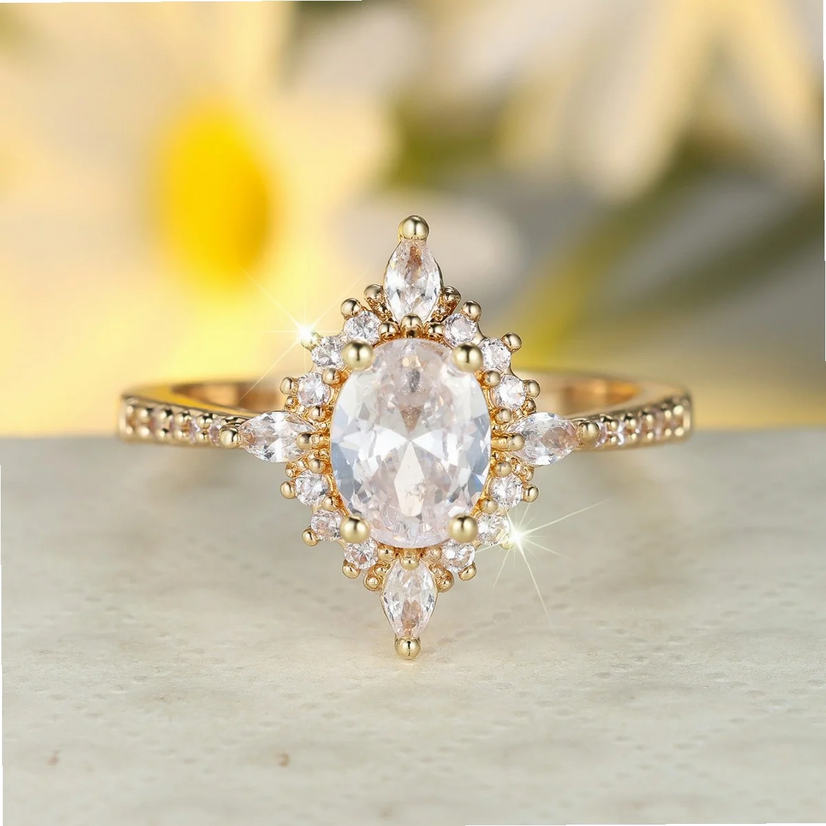 Fashion Egg-Shaped Horse Eye Zircon Ring, Retro White Diamond Micro-Set Wedding Band for Women