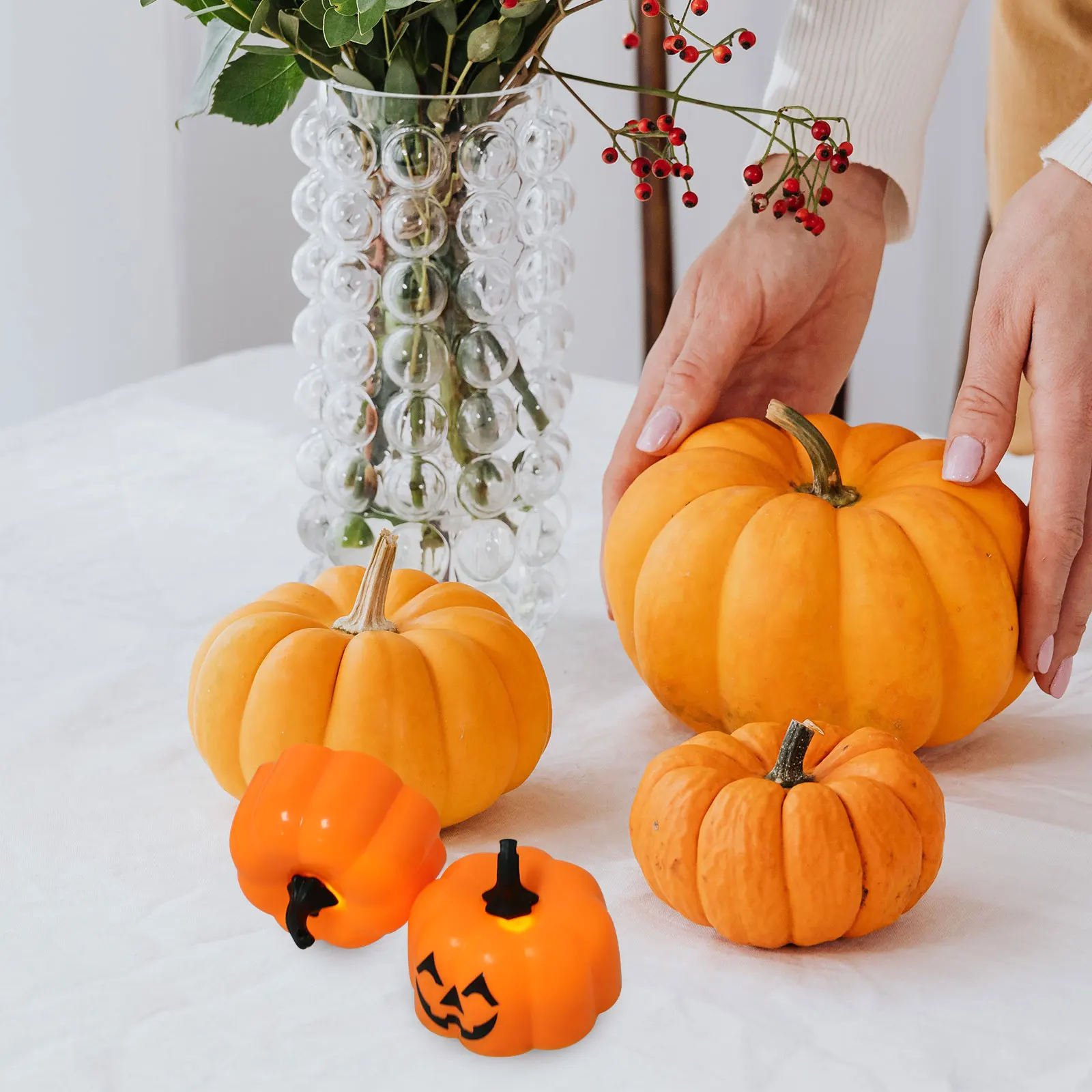 

6PCS LED Lantern Decorative Halloween Flashing Electronic Pumpkin Lamp Light Plastic Gifts Atmosphere Lamp