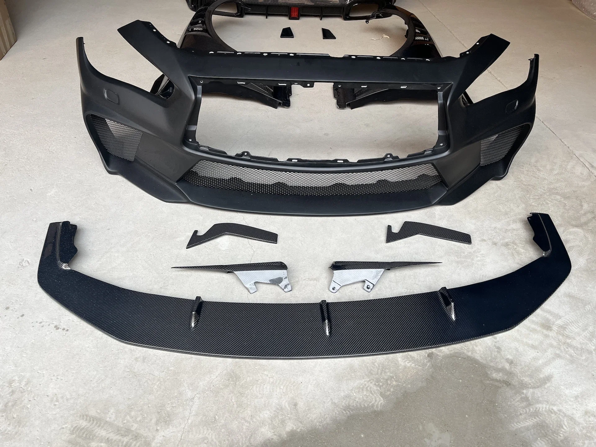 Передний бампер MRD для Infiniti Q50 2014+ Передний бампер Q50 из углеродного волокна V4