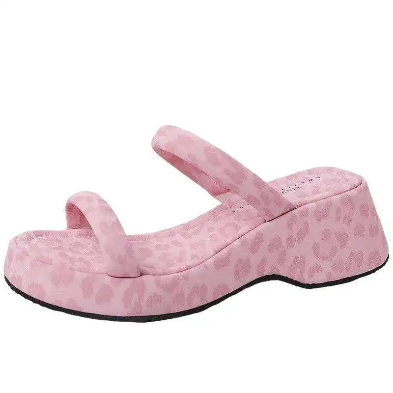

Летние тапочки, женские тапочки на платформе с леопардовым принтом, повседневные домашние и уличные сандалии на толстой подошве, пляжные тапочки для пары