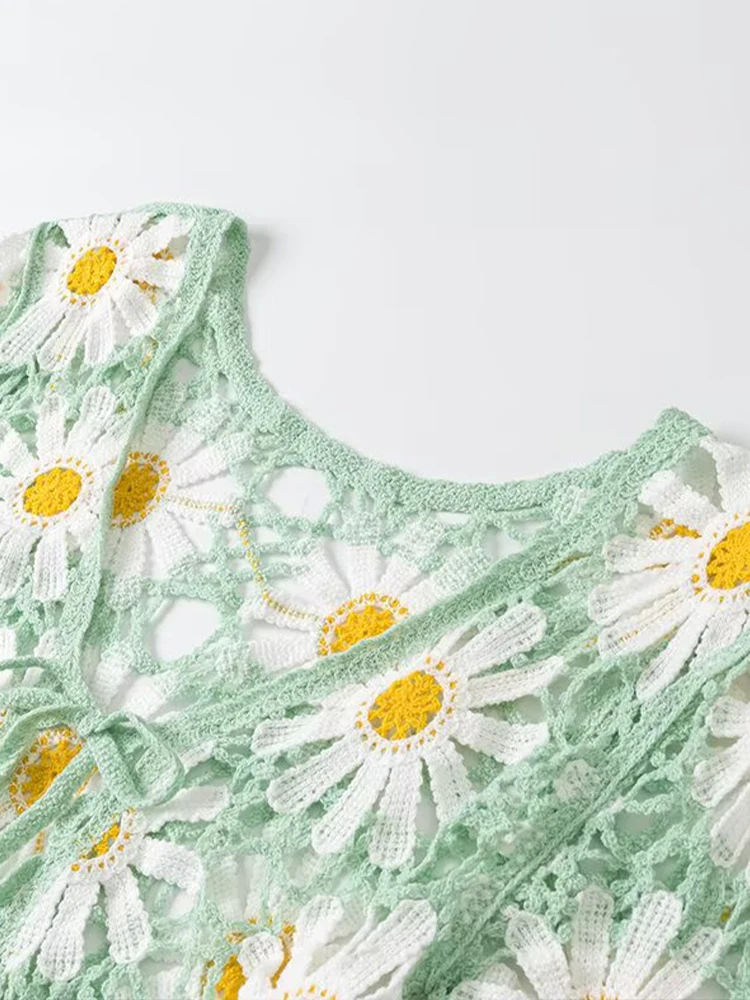 เสื้อผ้าผู้หญิงฤดูร้อนในยุโรปและอเมริกาหวานอเนกประสงค์เดซี่ถักคาร์ดิแกนกลวงลูกไม้ขึ้นเสื้อคาร์ดิแกนคอวี